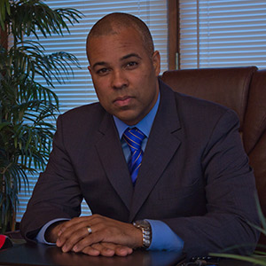 Enrique Latoison