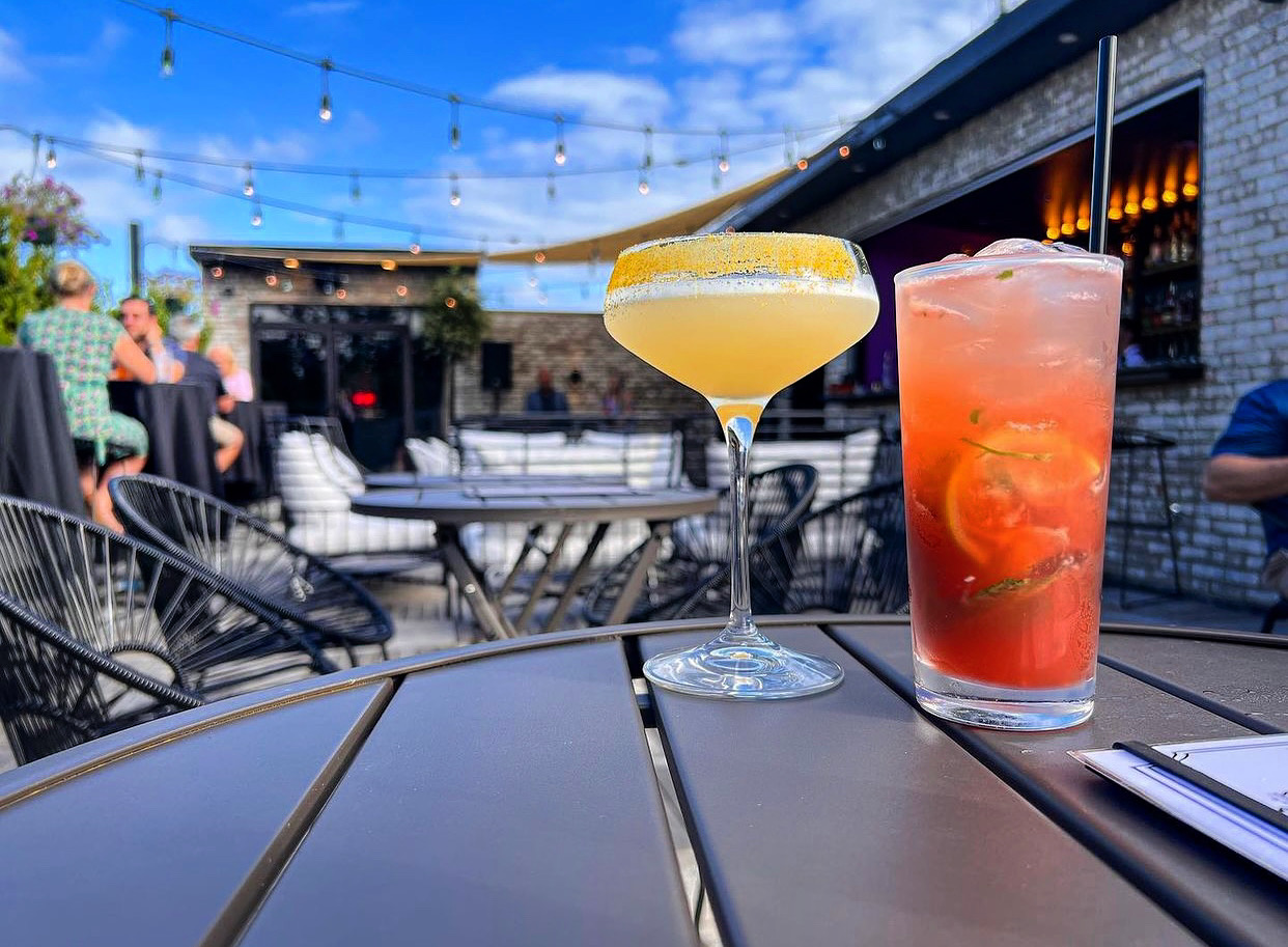 Brick & Brew Havertown Presents Pat & Bobs